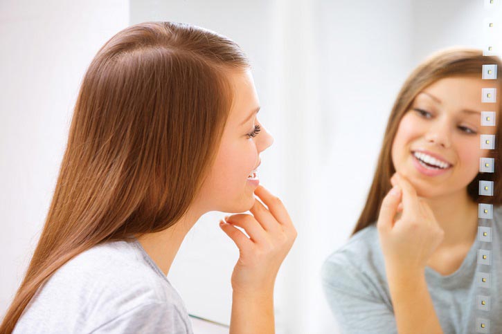 ROMPIENDO MALOS HÁBITOS: CEPILLARSE LOS DIENTES DE FORMA AGRESIVA